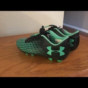 Boys Under Armour Soccer Cleats